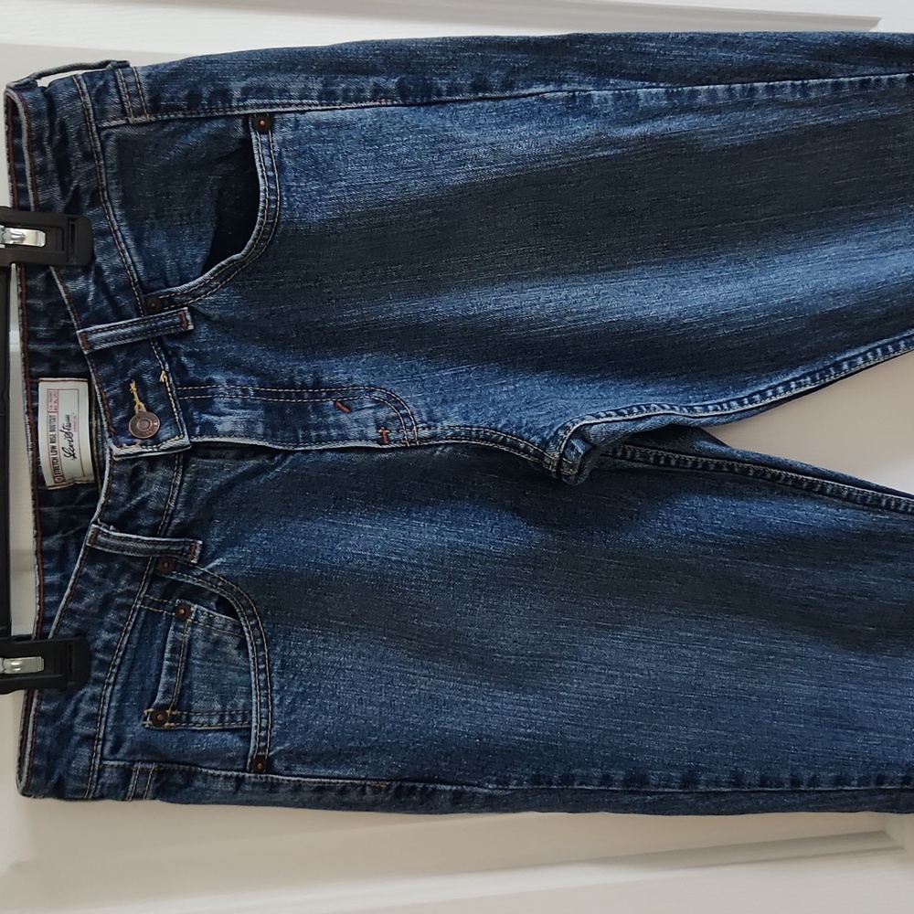 Levi Strauss Signature Bootcut Jeans.
